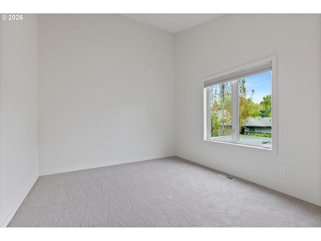 4041 Se KNAPP St, Portland, OR 97202