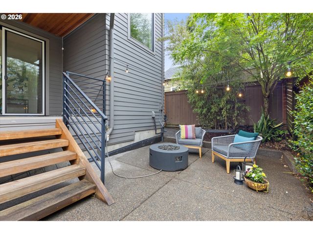 4041 Se KNAPP St, Portland, OR 97202