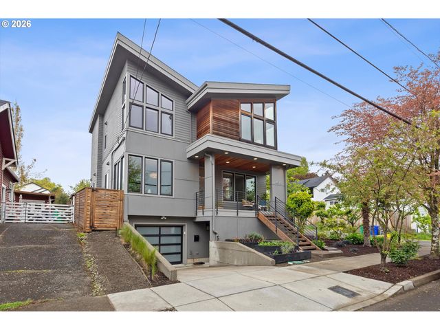 4041 Se KNAPP St, Portland, OR 97202