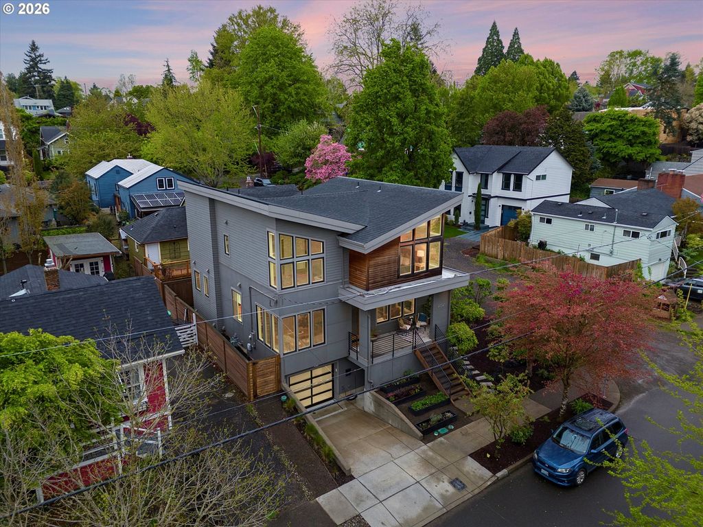 4041 Se KNAPP St, Portland, OR 97202