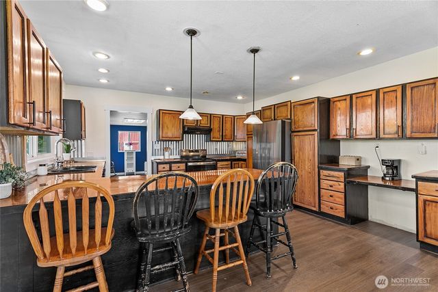 2654 Halverstick Road, Lynden, WA 98264
