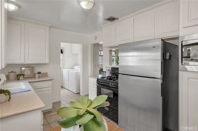 8534 Phlox Drive, Buena Park, CA 90620