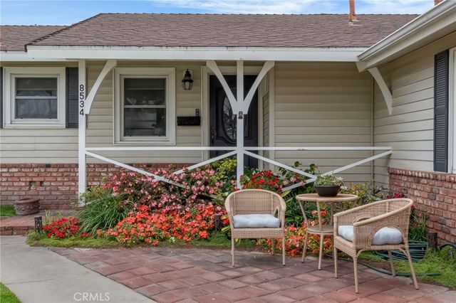 8534 Phlox Drive, Buena Park, CA 90620
