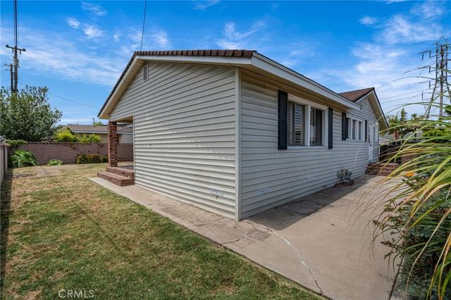 8534 Phlox Drive, Buena Park, CA 90620