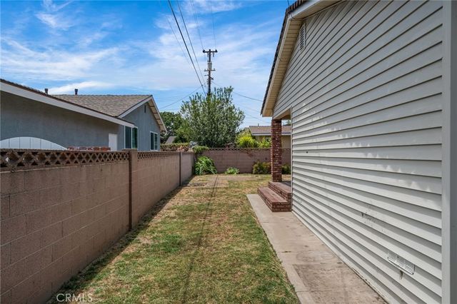8534 Phlox Drive, Buena Park, CA 90620