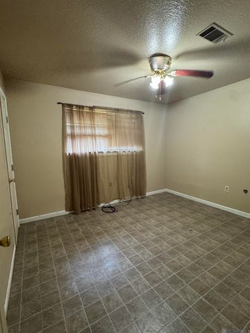 3565 Beechwood Dr, Baton Rouge, LA 70805