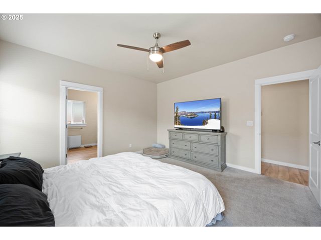 881 MEDINA Ave, Sutherlin, OR 97479