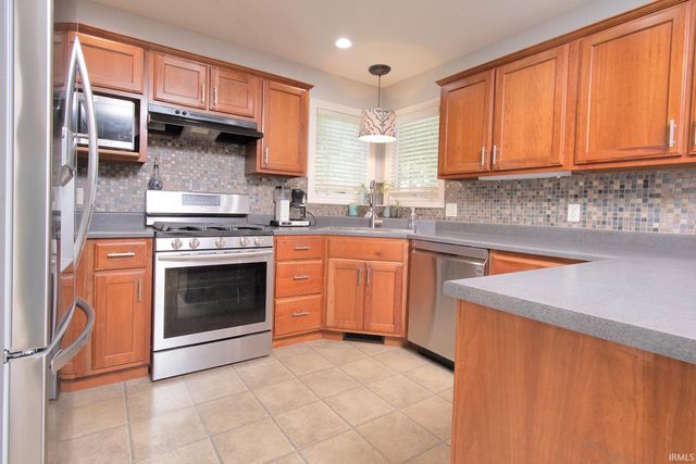 1527 Millennium Crossing, Fort Wayne, IN 46845