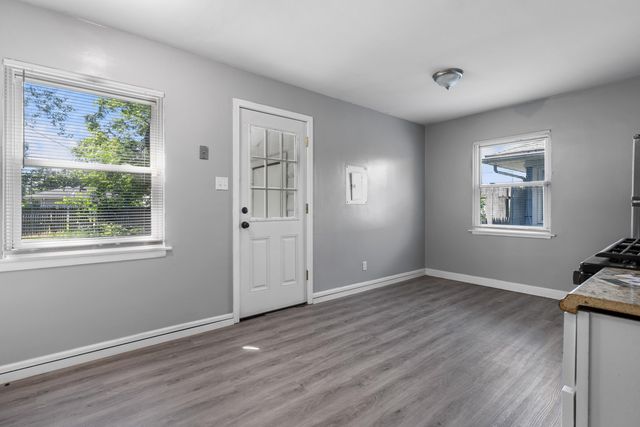7520 Chestnut Avenue, Hammond, IN 46324