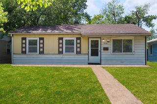 7520 Chestnut Avenue, Hammond, IN 46324