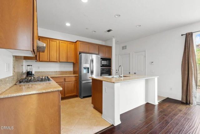 511 Nile River Drive, Oxnard, CA 93036