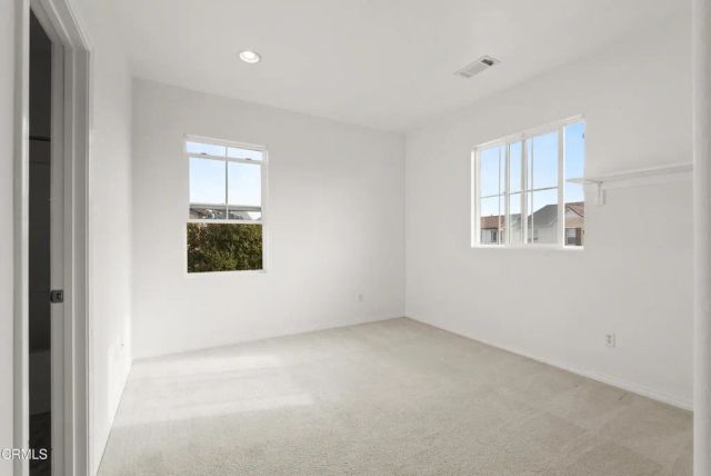 511 Nile River Drive, Oxnard, CA 93036