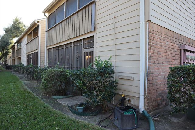 5005 Georgi Lane 194, Houston, TX 77092