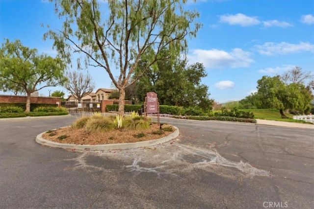 9359 Robinson, Corona, CA 92883