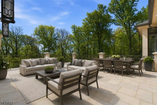 4 MASON HILL ROAD, Warren Twp., NJ 07059
