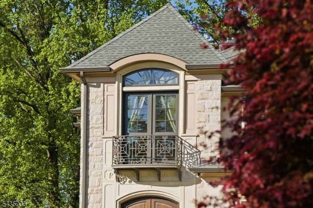 4 MASON HILL ROAD, Warren Twp., NJ 07059