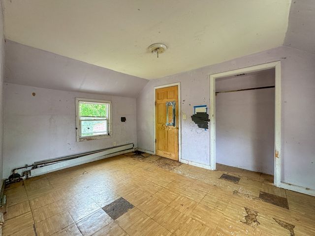 484 S Franklin St, Holbrook, MA 02343