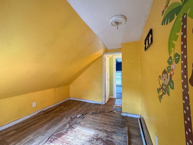 484 S Franklin St, Holbrook, MA 02343