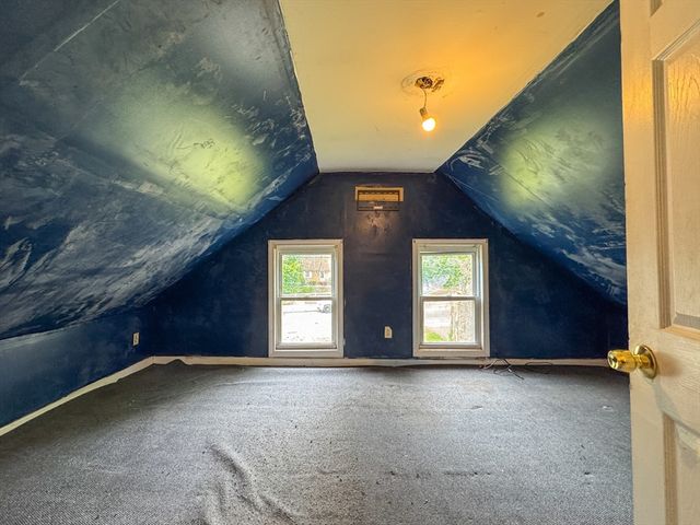484 S Franklin St, Holbrook, MA 02343
