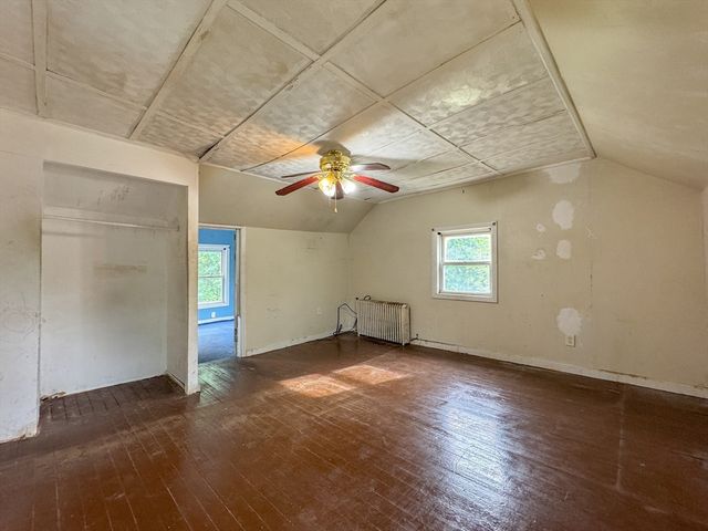 484 S Franklin St, Holbrook, MA 02343
