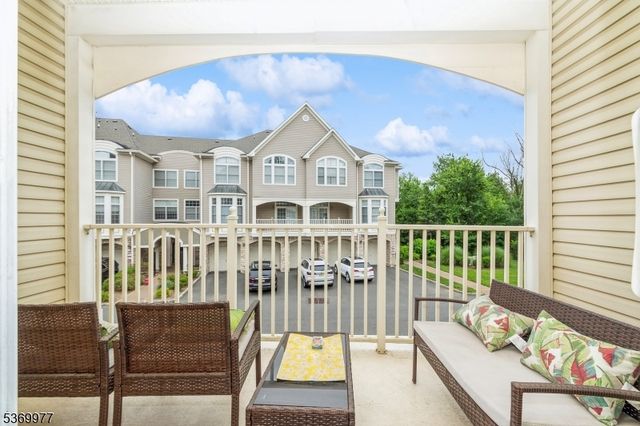 315 Kensington Ln, Livingston Twp., NJ 07039