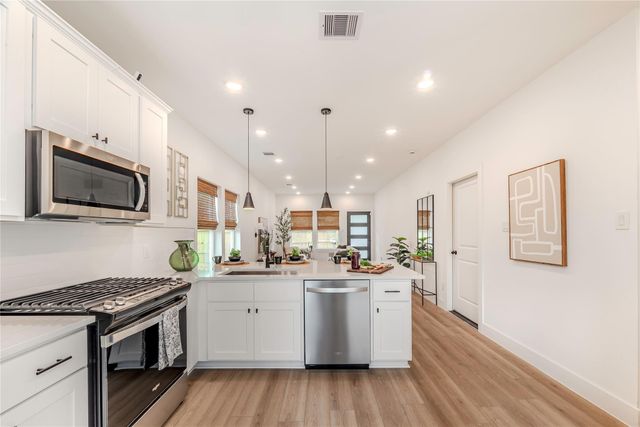 9529 Beckley Street, Houston, TX 77088