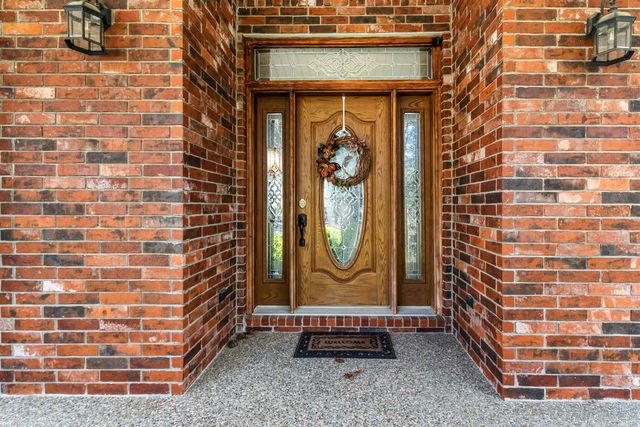 42 Lindura Way, Hot Springs Village, AR 71909
