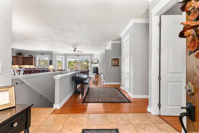 42 Lindura Way, Hot Springs Village, AR 71909