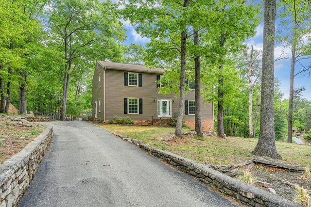 2730 Coachman CIR, Roanoke, VA 24012