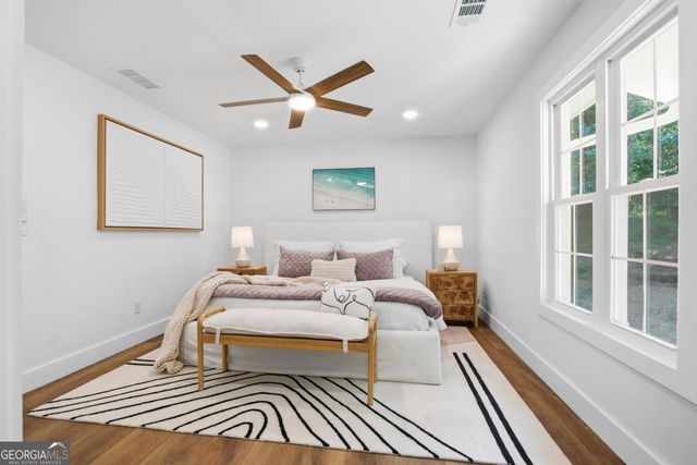 545 Longleaf Drive, Roswell, GA 30075