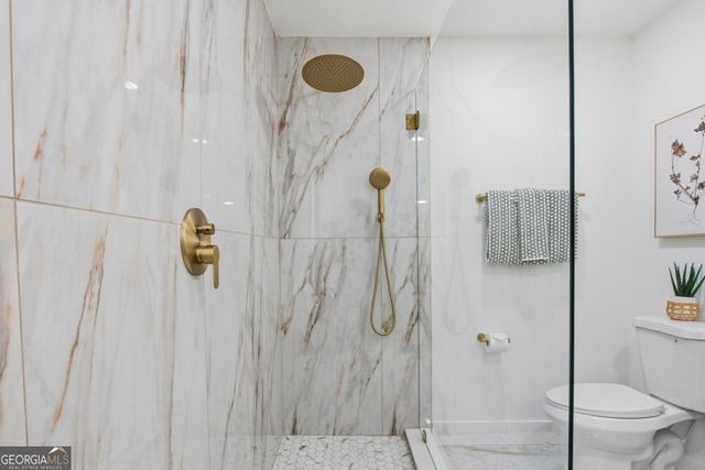 545 Longleaf Drive, Roswell, GA 30075