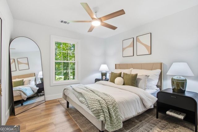 545 Longleaf Drive, Roswell, GA 30075