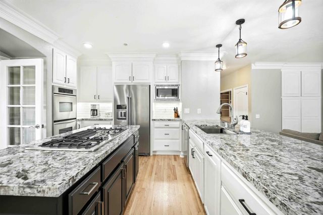 832 English Walnut Way, Morgan Hill, CA 95037