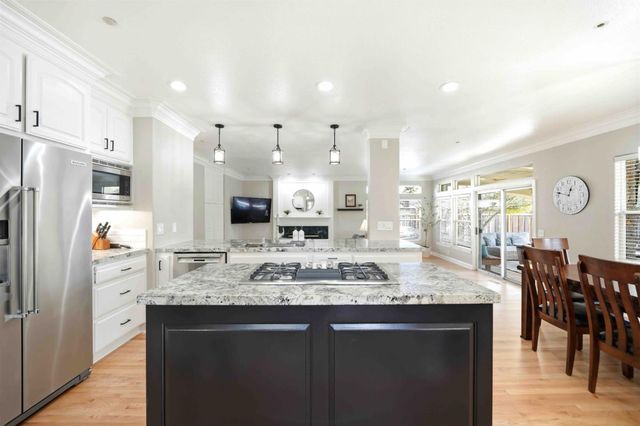 832 English Walnut Way, Morgan Hill, CA 95037