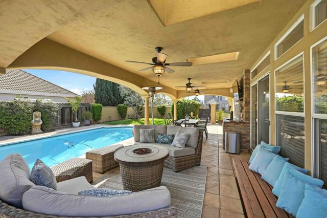 832 English Walnut Way, Morgan Hill, CA 95037