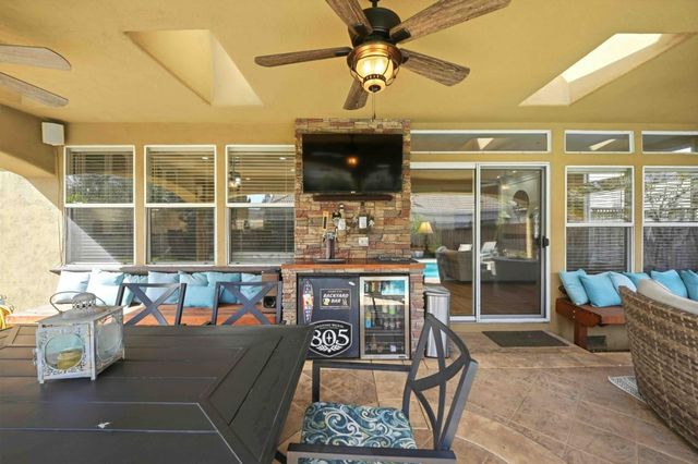 832 English Walnut Way, Morgan Hill, CA 95037