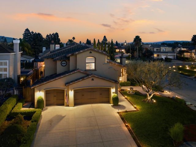 832 English Walnut Way, Morgan Hill, CA 95037