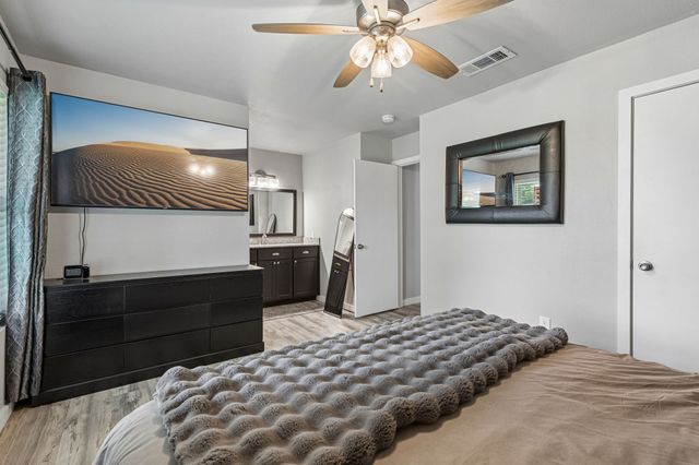 401 Hovenkamp Street, Keller, TX 76248