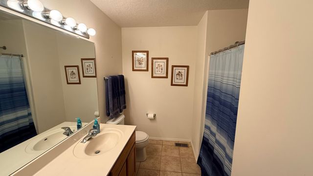 10434 Palermo Street NW, Albuquerque, NM 87114