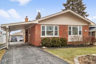 249 N Craig Place, Lombard, IL 60148
