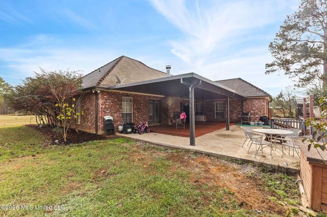 21 Bob Carlisle Road, Poplarville, MS 39470