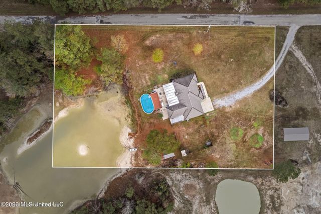 21 Bob Carlisle Road, Poplarville, MS 39470