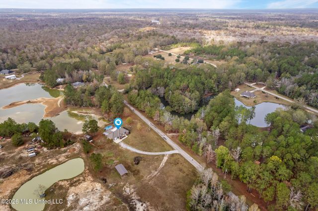 21 Bob Carlisle Road, Poplarville, MS 39470