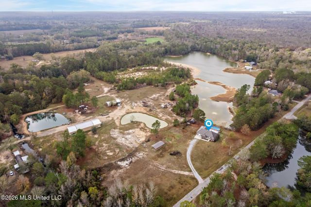 21 Bob Carlisle Road, Poplarville, MS 39470