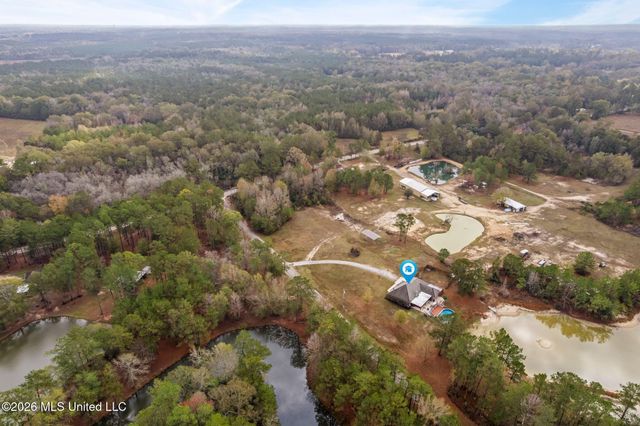 21 Bob Carlisle Road, Poplarville, MS 39470