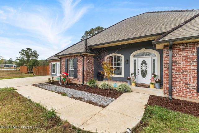 21 Bob Carlisle Road, Poplarville, MS 39470