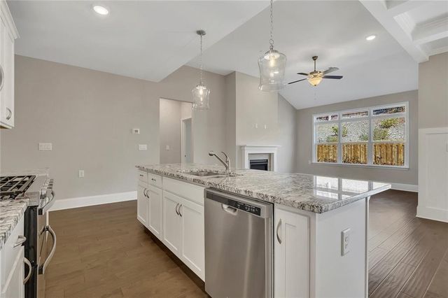 522 Bray Street, Woodstock, GA 30188