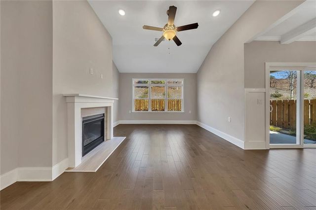 522 Bray Street, Woodstock, GA 30188