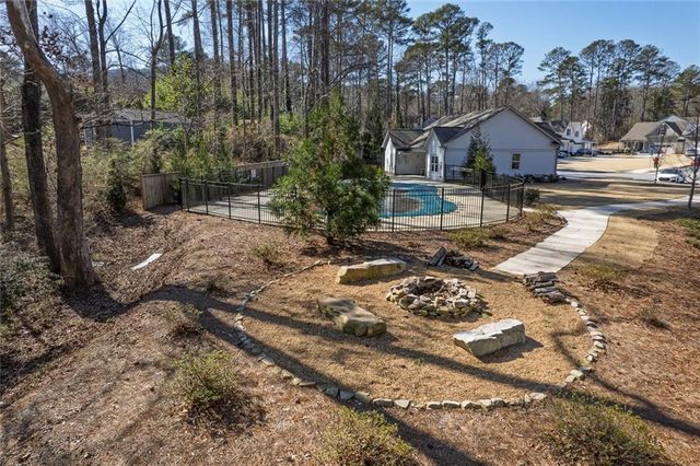 522 Bray Street, Woodstock, GA 30188