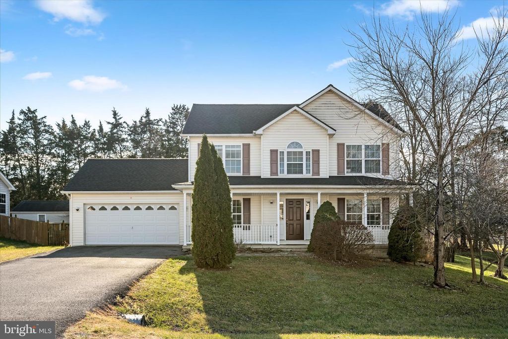 499 DICKENSON DR, Inwood, WV 25428